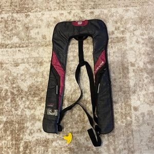 West Marine Coastal Automatic Life Vest